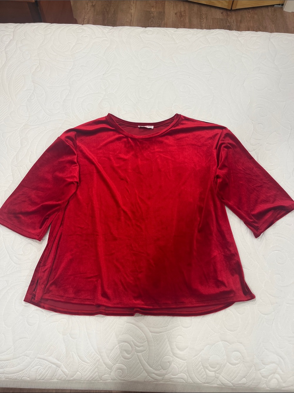 Women's Red Velvet Discount Divas elbow length sleeve Top